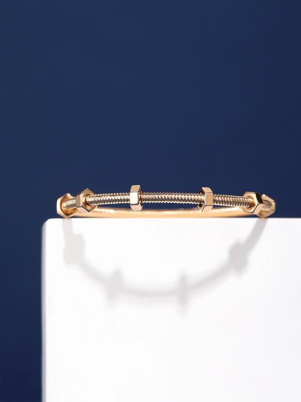 Cartier bracelet 03lyx92 (2)